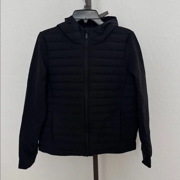 NWT Lululemon Down and Around Jacket 700-fill Jacket size M